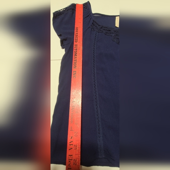 Vintage Navy Blouse with Cap Sleeves, Lace Trim, Size Medium by Red Camel - Picture 6 of 7